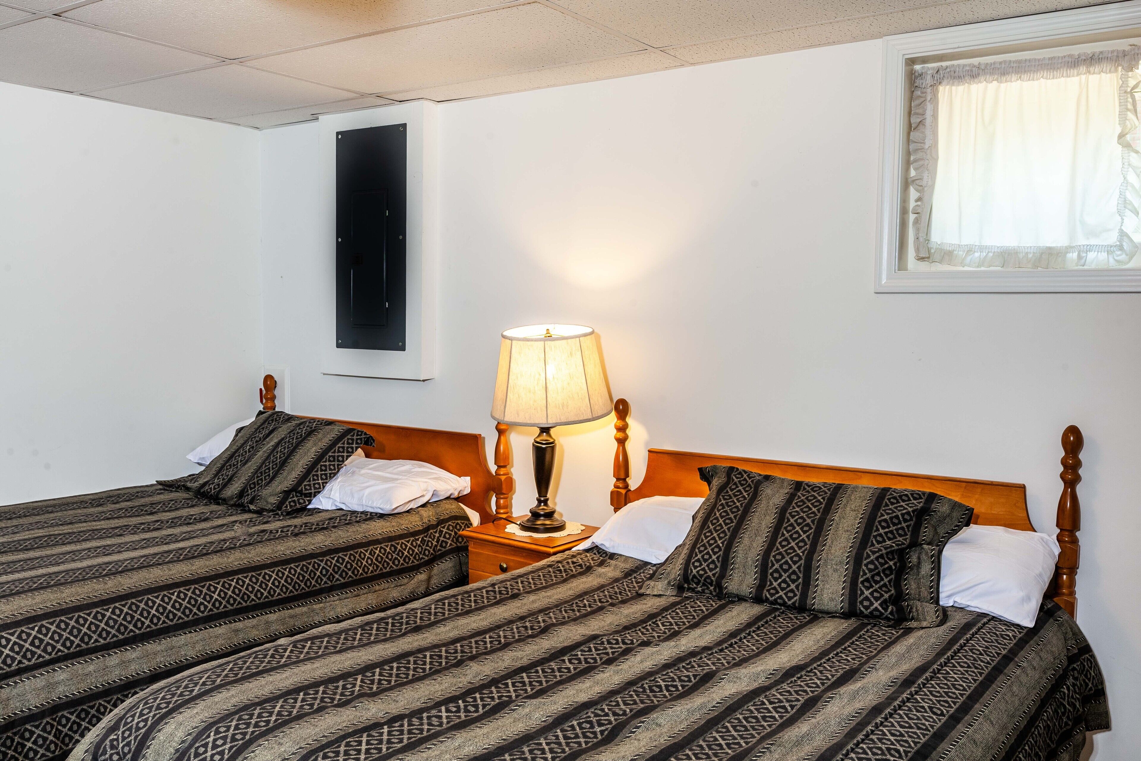 5 soverom, strykejern/-brett, wi-fi (inkludert) og sengetøy