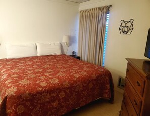 2 bedrooms, iron/ironing board, free WiFi, bed sheets - Charming 2 Bedroom + Loft Condo Special Winter Ratesl (Mammoth Lakes)