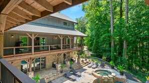 Terrace/patio - North Georgia Boat Club "Timber Estate" Executive Retreat & Family Vacation Spot (Cumming)