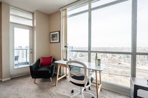 Interior - Amazing 1BR Condo - Stunning View - Parking! (Toronto)