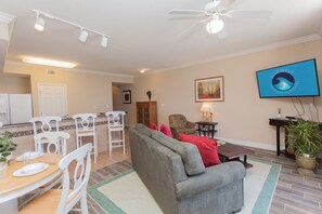 Interior - Beach Chair Service Included, Great Gulf Views, Close to Pier Park!! 5th Floor! (Panama City Beach)