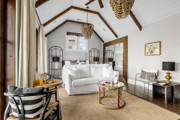 5 habitaciones, tabla de planchar con plancha y wifi 