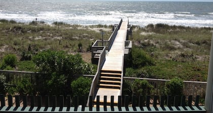 Condo on Wide, Quiet, Family-Friendly Beach