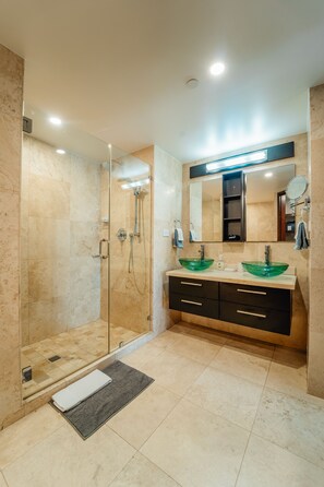Shower, hair dryer, towels, soap