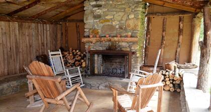 Waterstone Cottage - Escape to the Mountains!