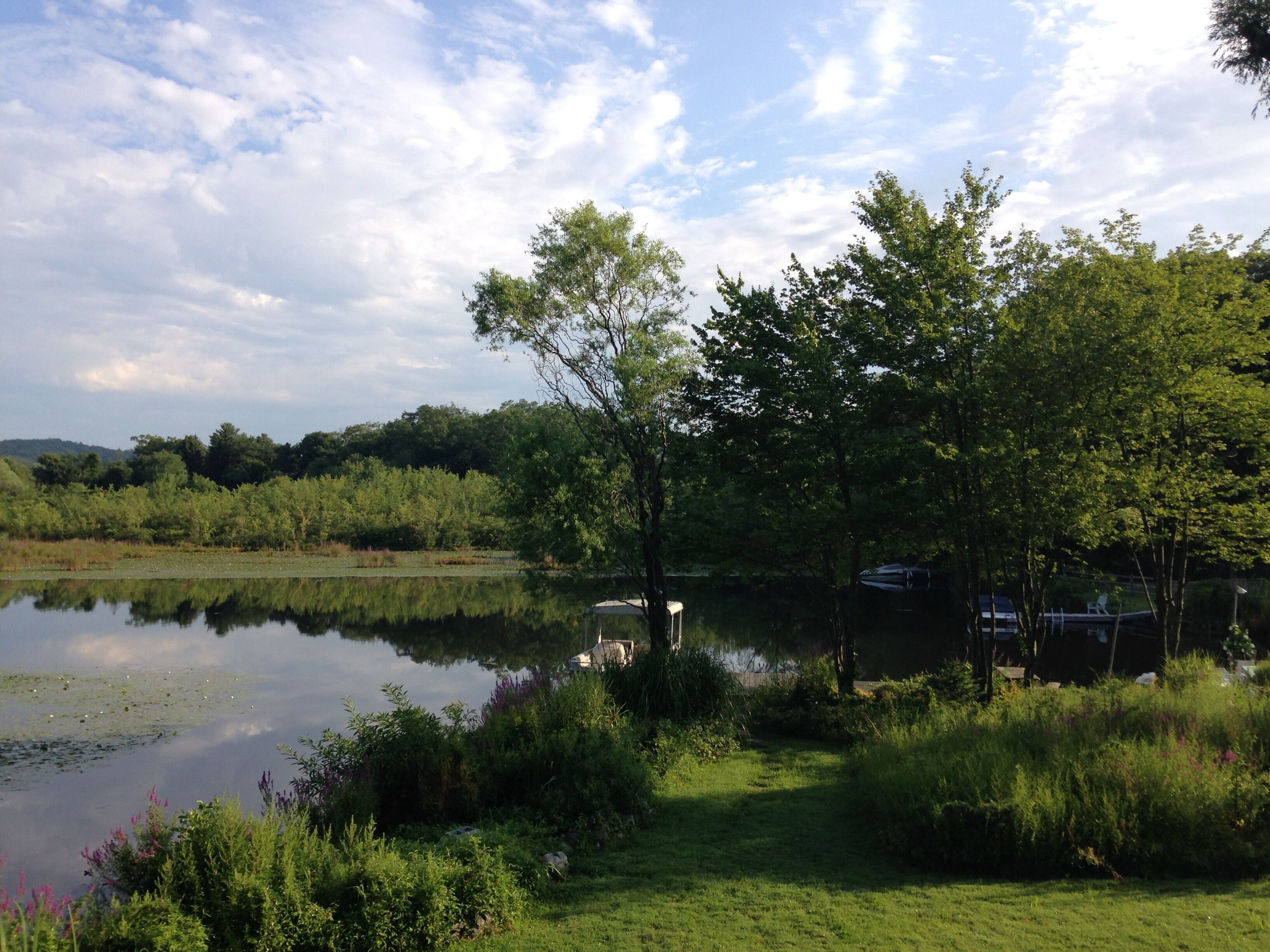 Sunny house on Lake Oscawana