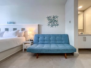 1 habitación, tabla de planchar con plancha, wifi y ropa de cama