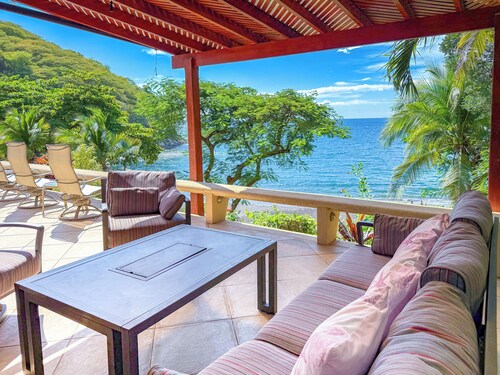 Pacific-Beachfront Villa 11 in Bahia Pez Vela Resort - tolle Aussicht und privat