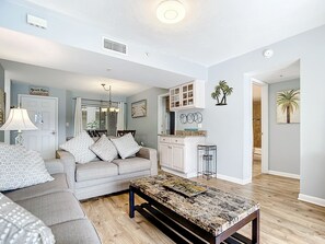 Smart TV, DVD player