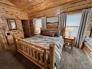 2 makuuhuonetta, silitysrauta/-lauta, internet, vuodevaatteet