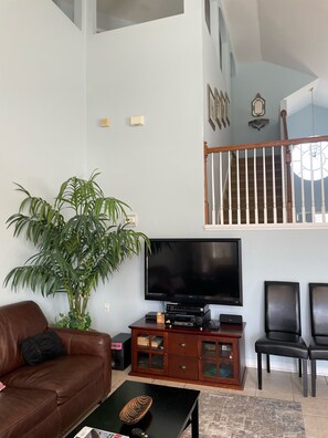 TV, DVD player - S-Facing Pool, 3.6 mi from Disney, man-gated resort, wheelchair accessible (Kissimmee)