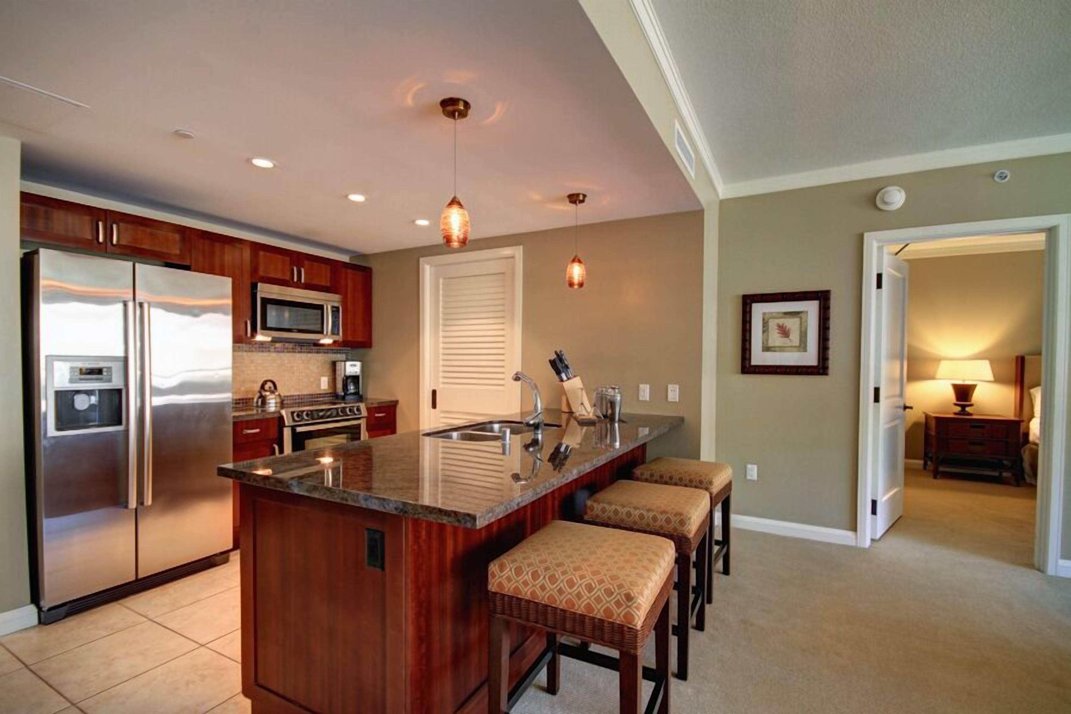 KONEA 403-Ocean View Inner Courtyard PLEASE READ ABOUT KONEA PAINTING PROJECT