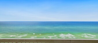 2 BED + 2 BATH: MASTER SUITE ON THE BEACH WITH FREE BEACH SERVICE!!!