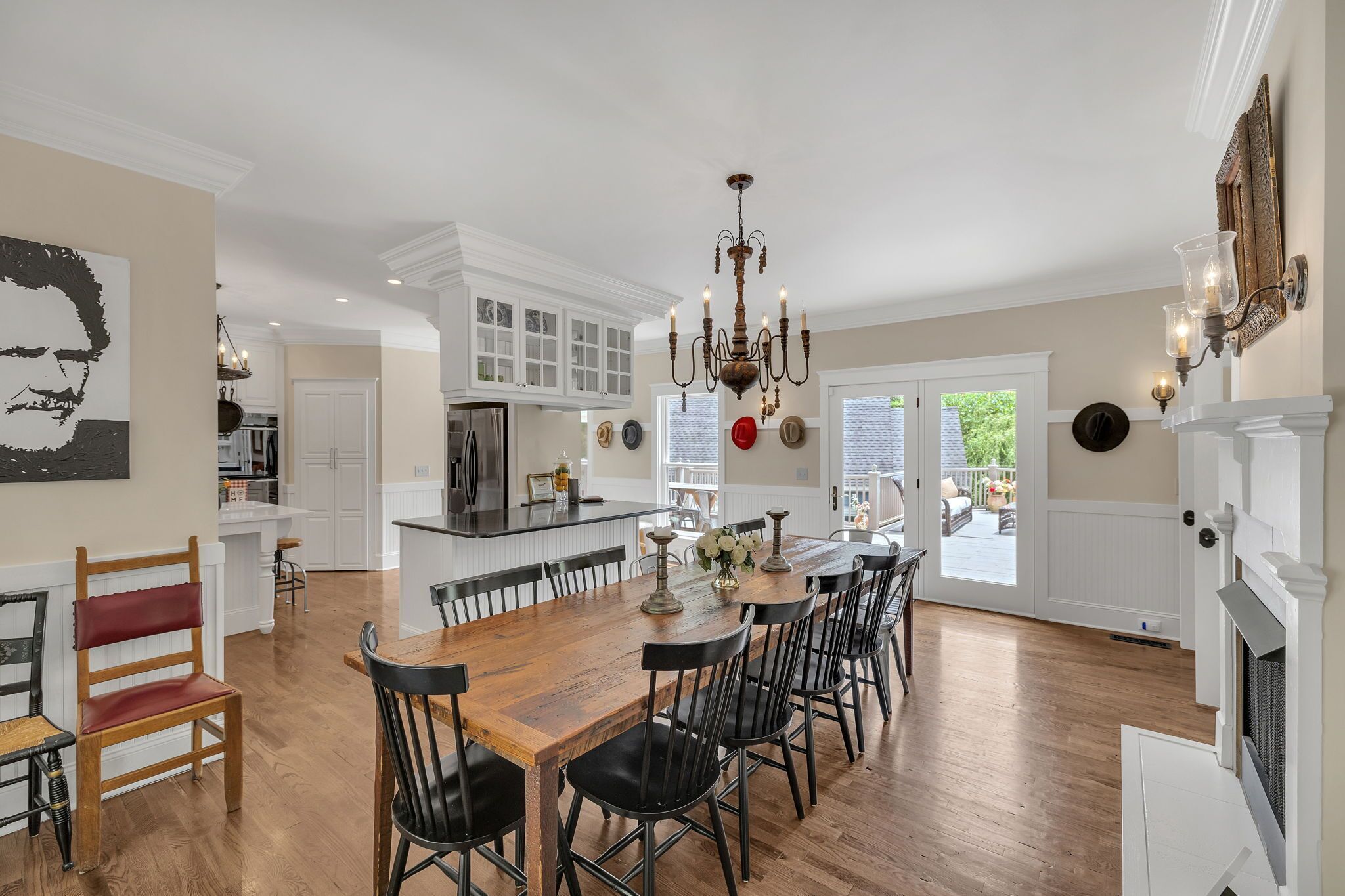 The Big Blue House - 6000sf of Luxury in Leiper's Fork