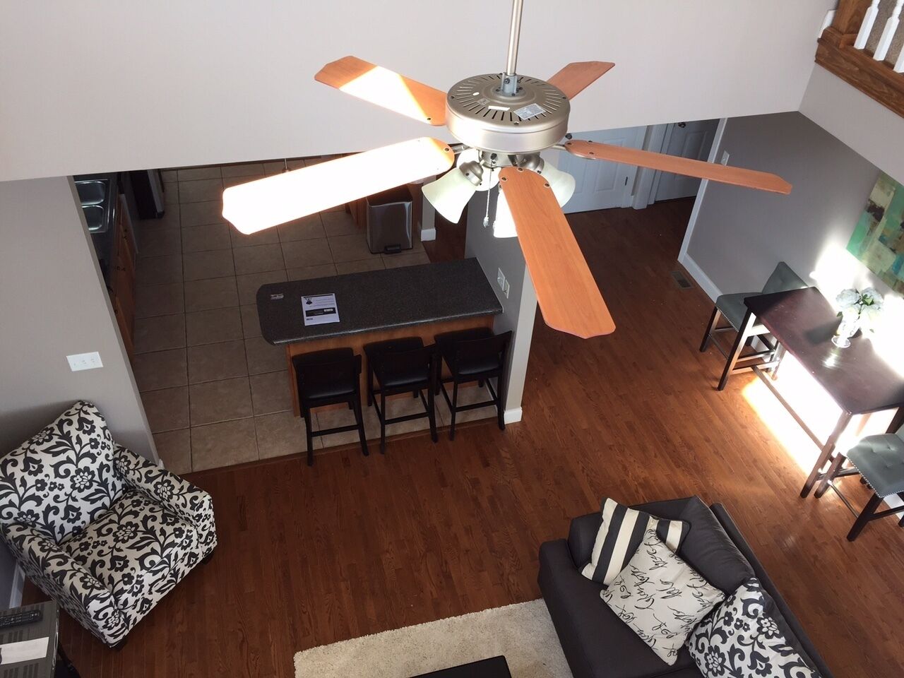 Lakeview House on Lake Cumberland @ Lees Ford Marina 