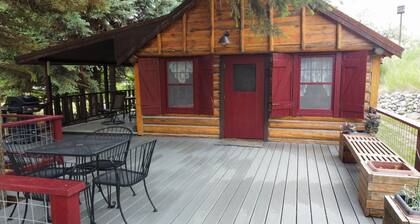 Crabapple Cabin-Secluded Cabin on the Banks of the Yellowstone River