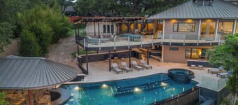 Atemberaubende Aussicht und einfacher Zugang zum See von Ihrem privaten Waterfront Resort!