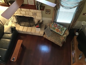 TV, fireplace, DVD player, stereo