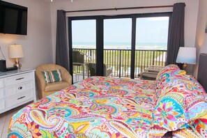 2 bedrooms, iron/ironing board, travel cot, free WiFi