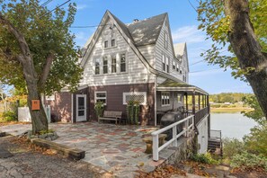 Exterior - Waterfront Home with Spectacular Viewsof the Annisquam River (Gloucester)