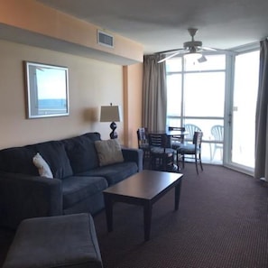 Télévision, lecteur de DVD, chaßne hi-fi