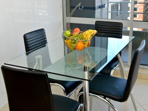 Dining - GORG Aldrovandi Ave Gonzalez Suarez, GRT LOC, WiFi, Pool, JacuZ, Pkg, DEALS! (Quito Canton)