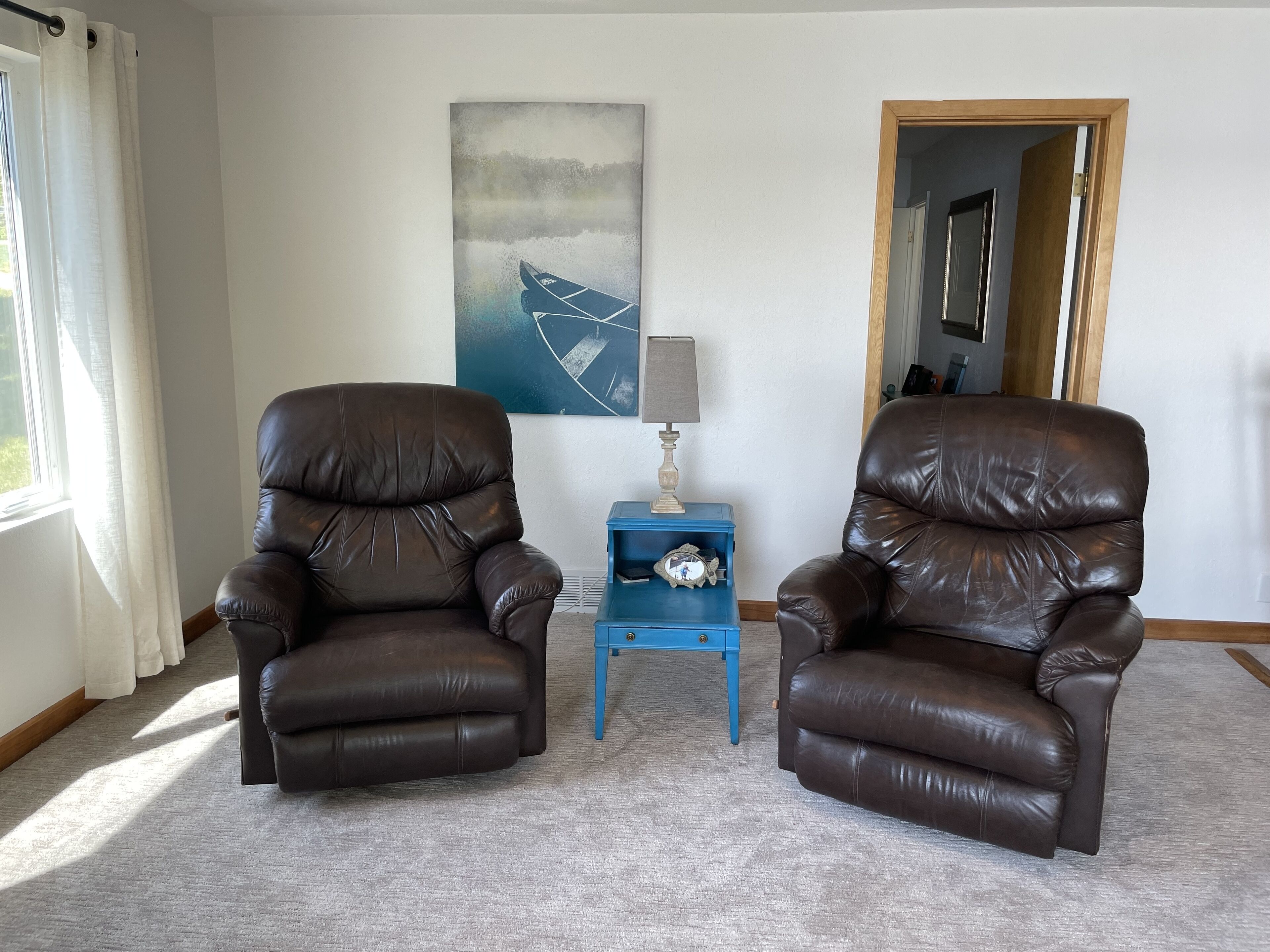 Beautiful home on Clear Lake - Great fishing and hunting!