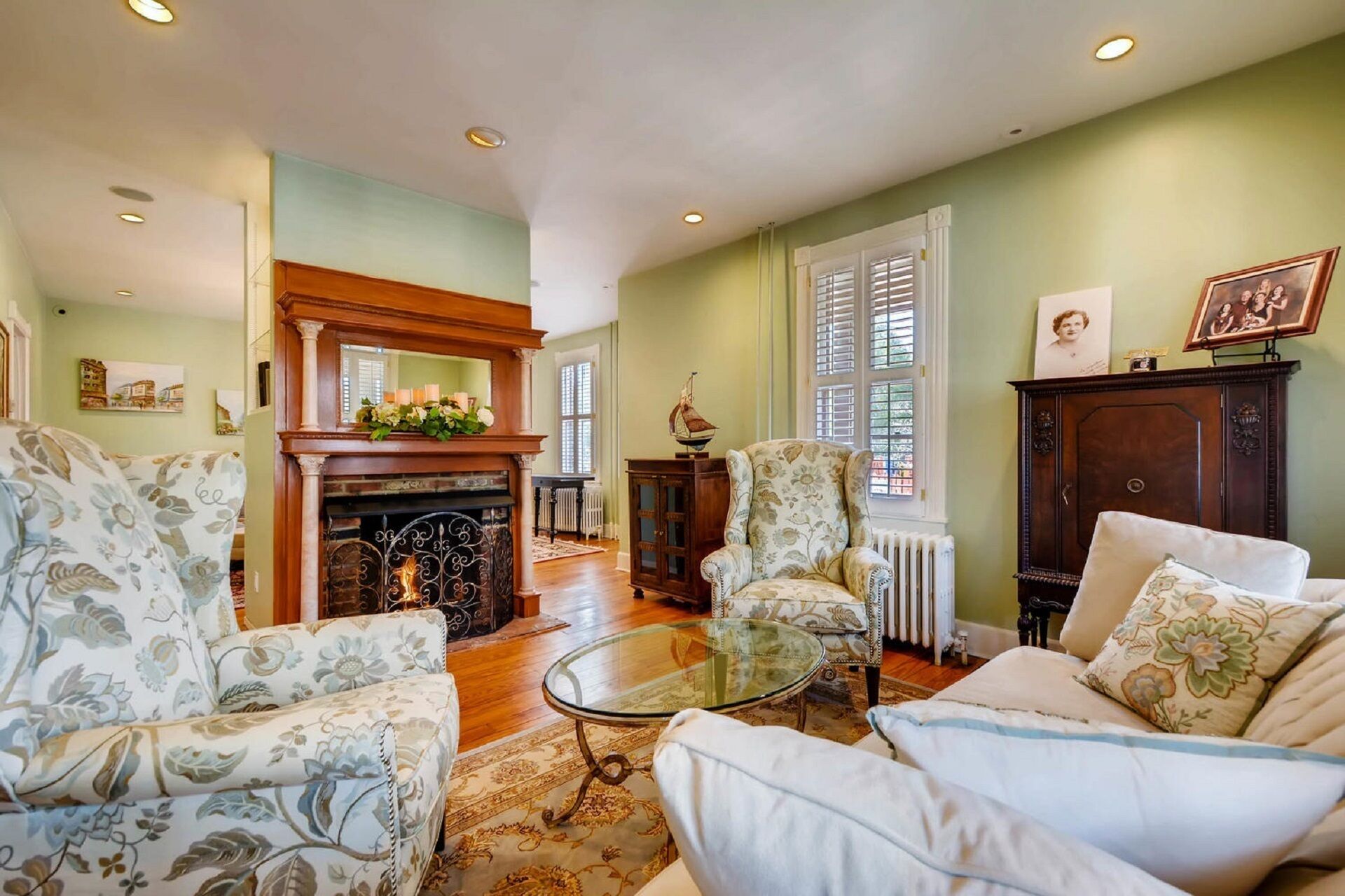 Charming Historic Annapolis Home With Two Off-street Parking Places!