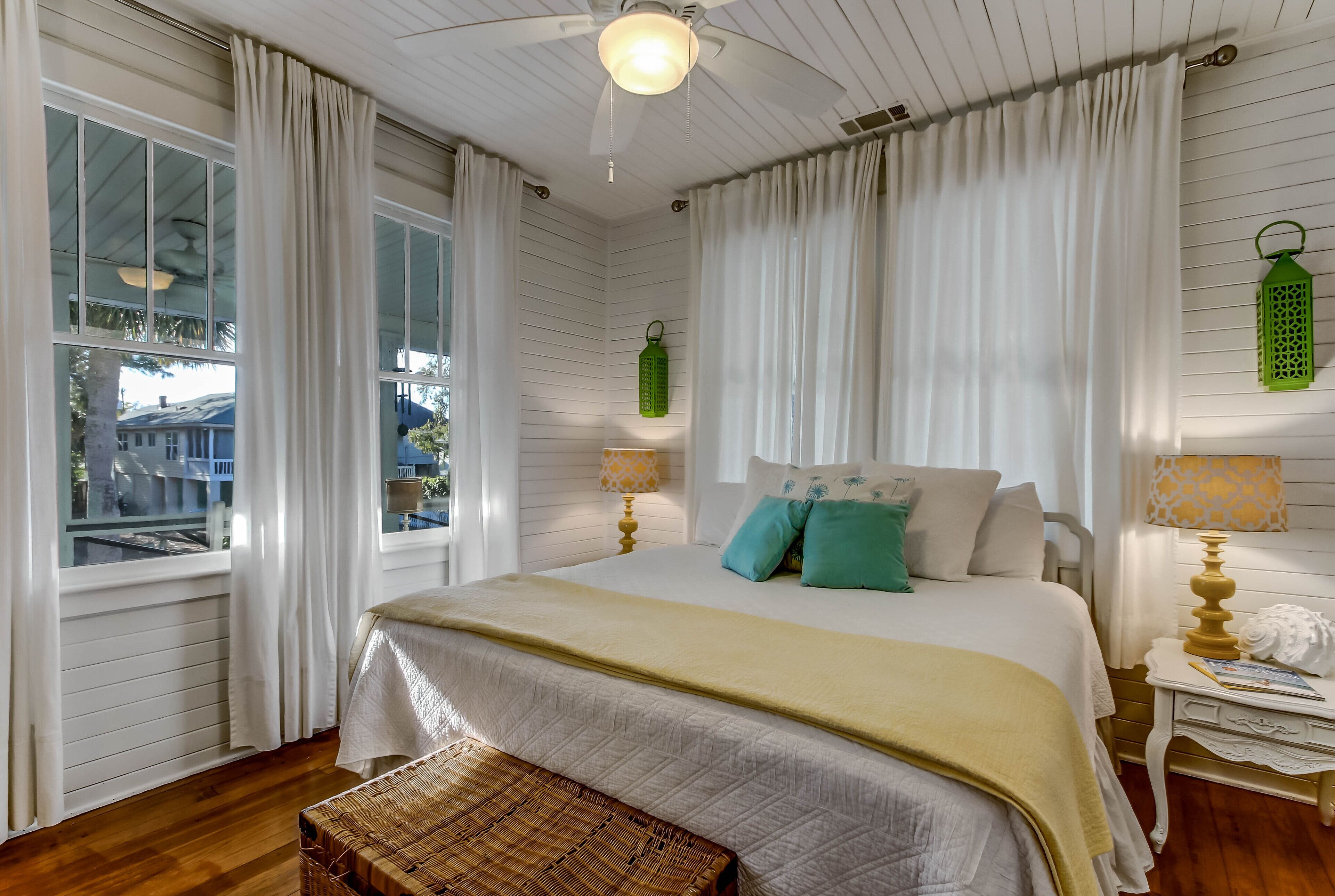  Escape to Tybee and Coast Awhile!