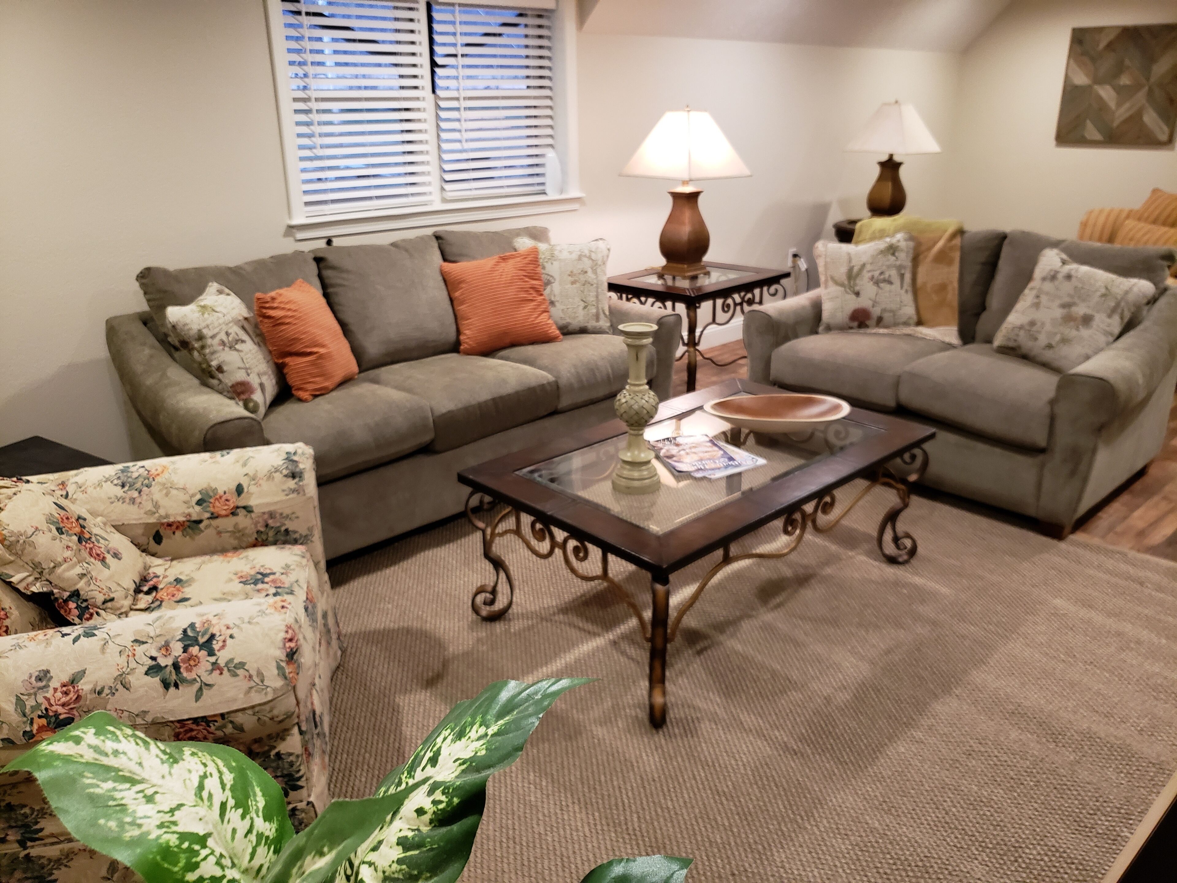 The Hummingbird House ...On The Farm