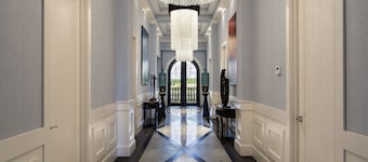 Waterfront Home-Bowling Alley, Cinema, Sauna, Outdoor Grilling, Pool w/ Slide