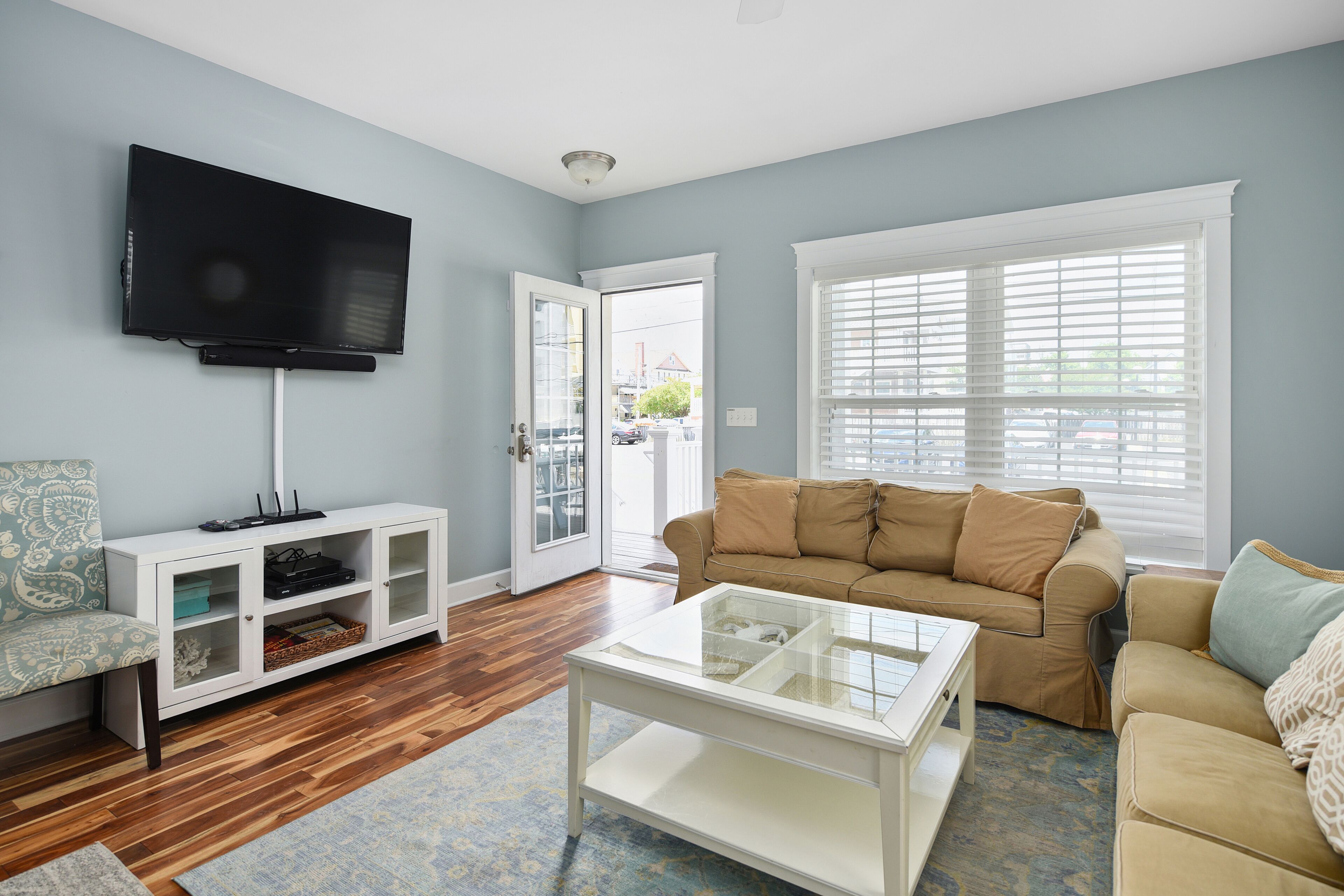 AWARD WINNING HOUSE IN THE HEART OF IT ALL!