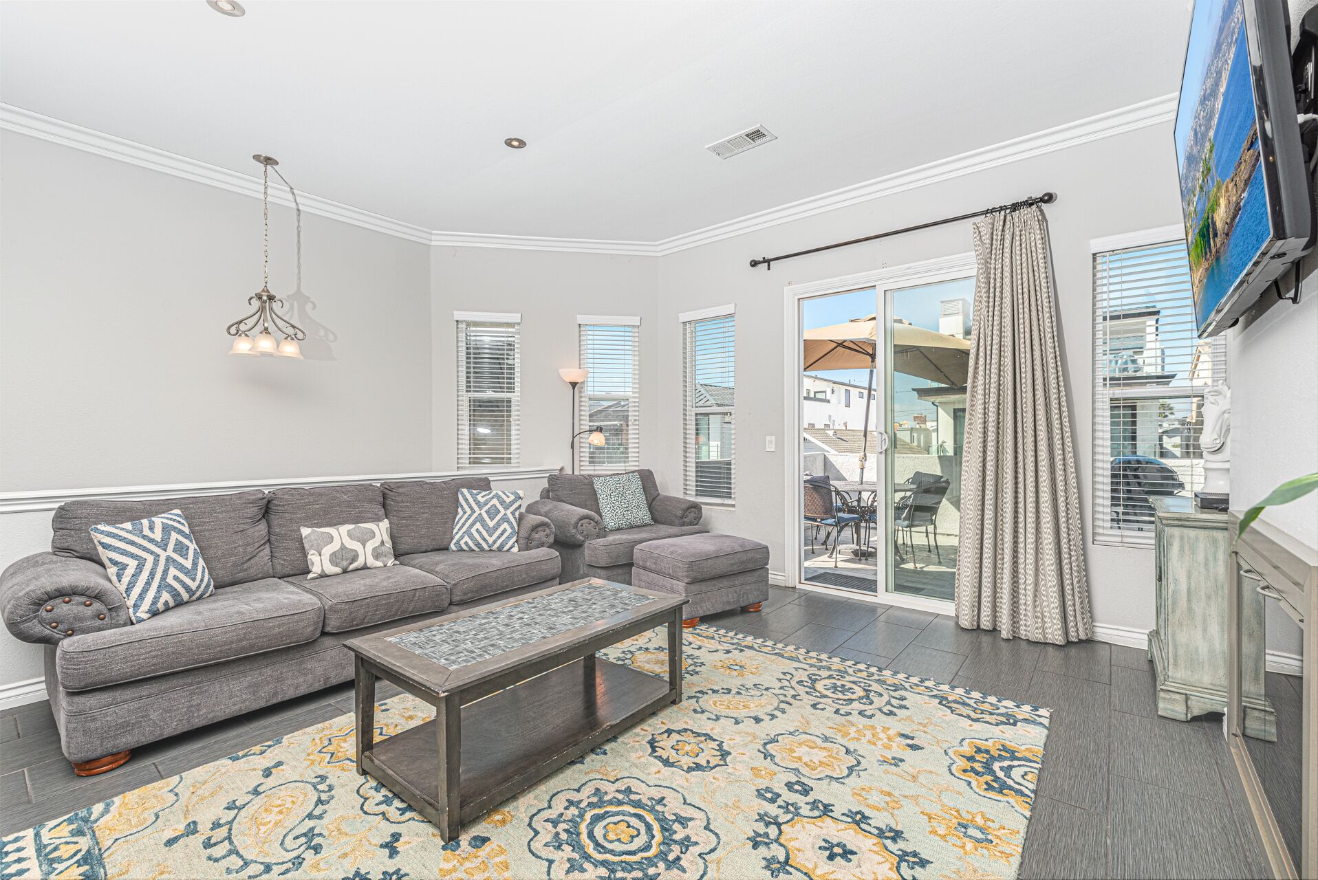 Newly-Remodeled Vacation Home! | 1 Block from Beach | High Ceilings | Oceanview Deck