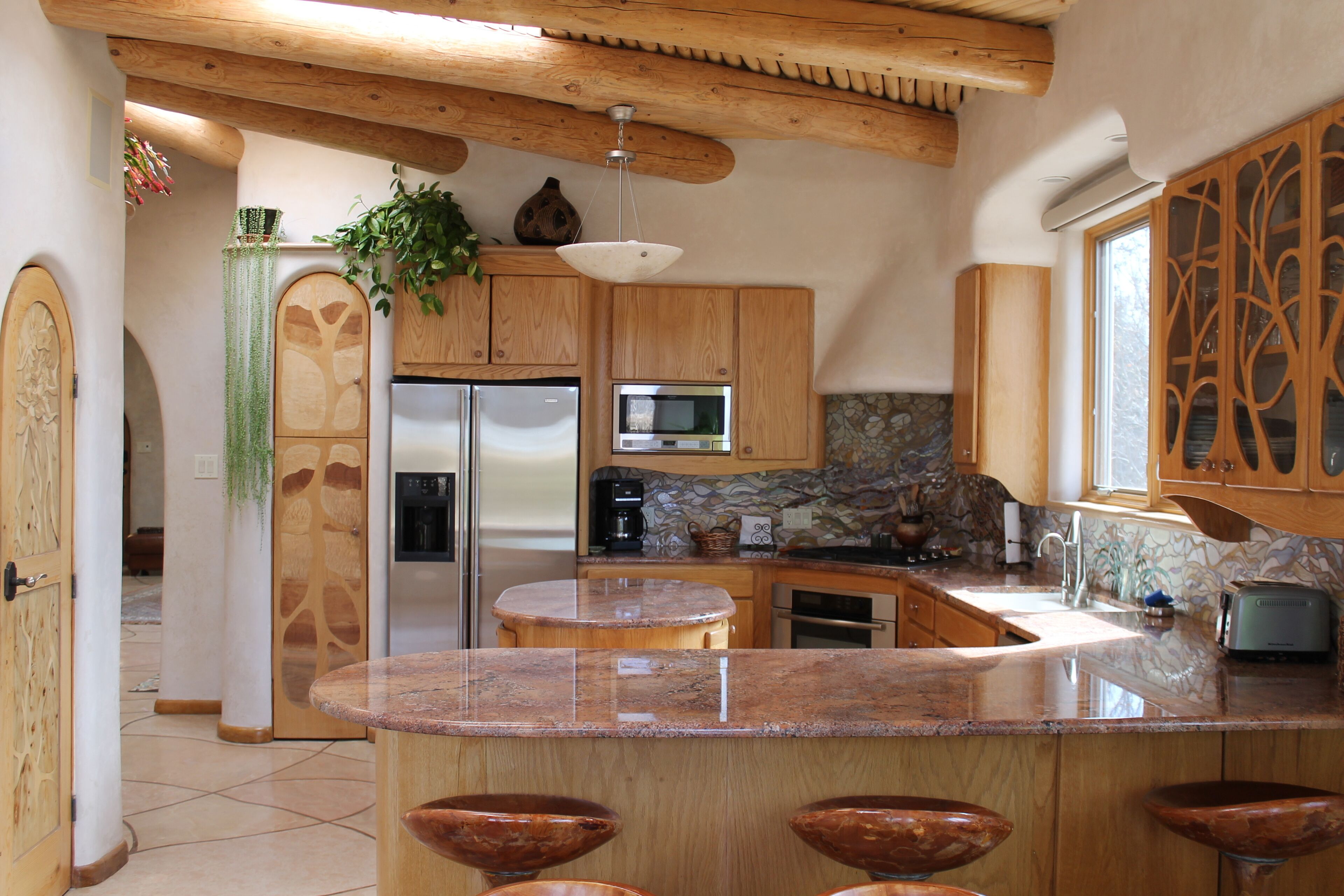 Luxury Mosaic Masterpiece: Santa Fe Hobbit House centrally located to SF Plaza.