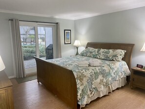 2 slaapkamers, een strijkplank/strijkijzer, wifi, beddengoed