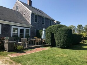 Outdoor dining - Family Friendly Island Getaway (Nantucket)