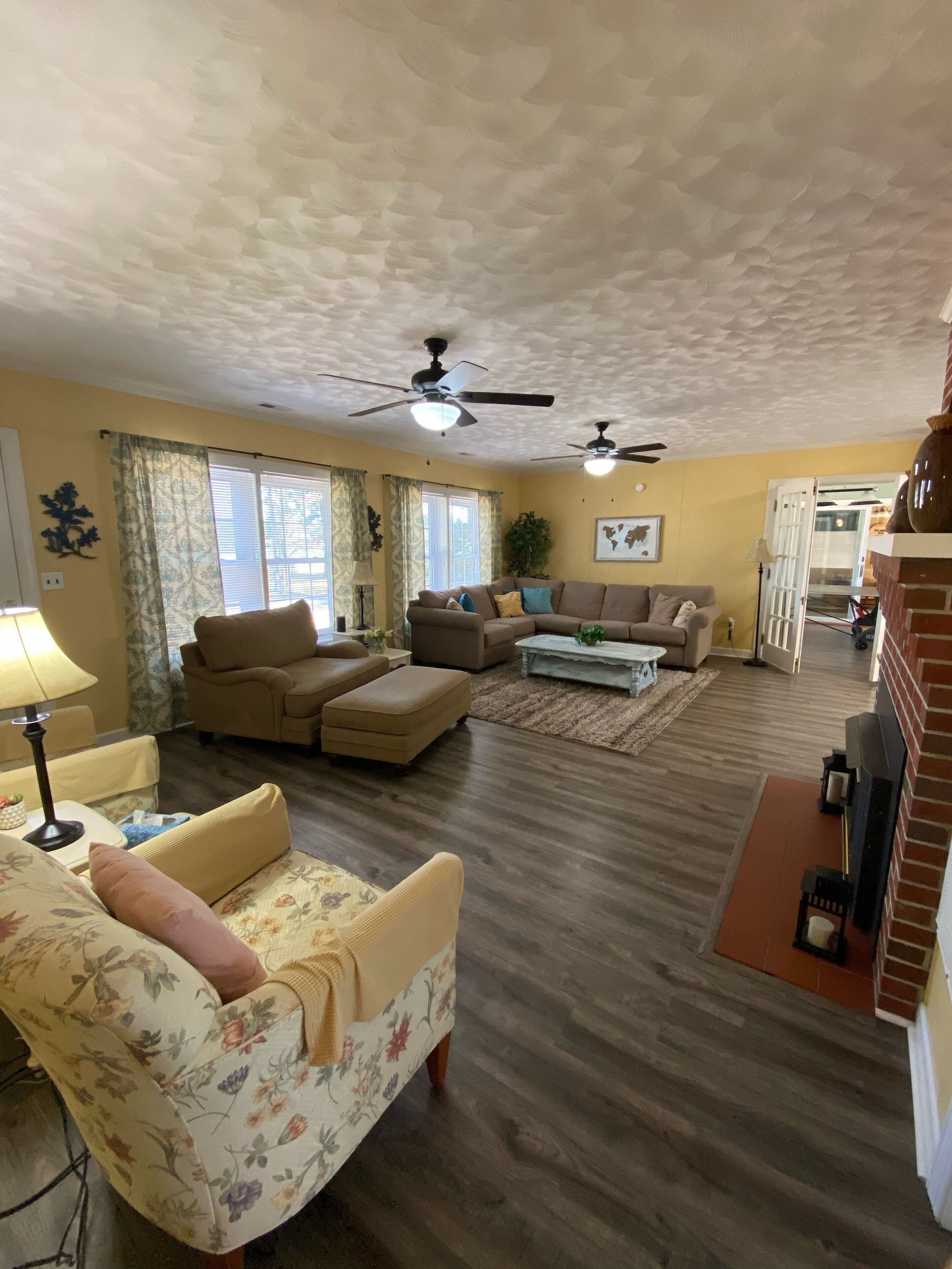 The River House Getaway! Come Relax and Enjoy!