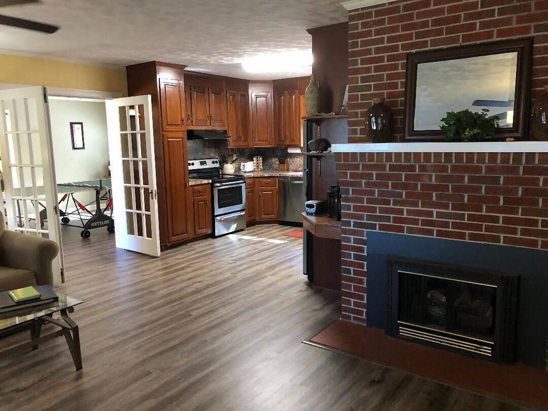 The River House Getaway! Come Relax and Enjoy!