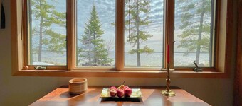 The Point, ubicado entre 2 orillas, 2 muelles, amaneceres / vistas, playa de arena y 15 acres