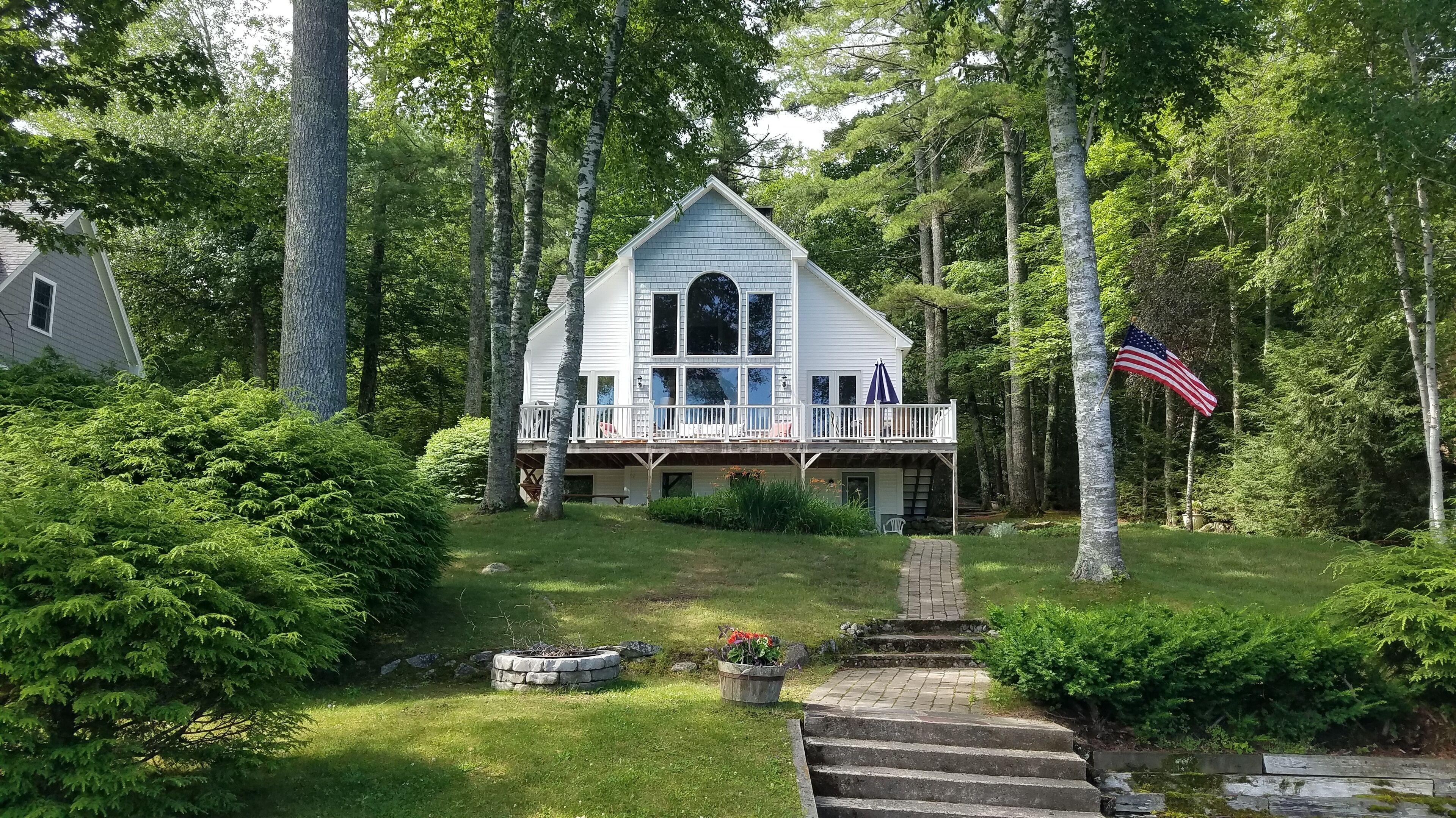 10 Best Vacation Rentals Near Lake Winnipesaukee, New Hampshire
