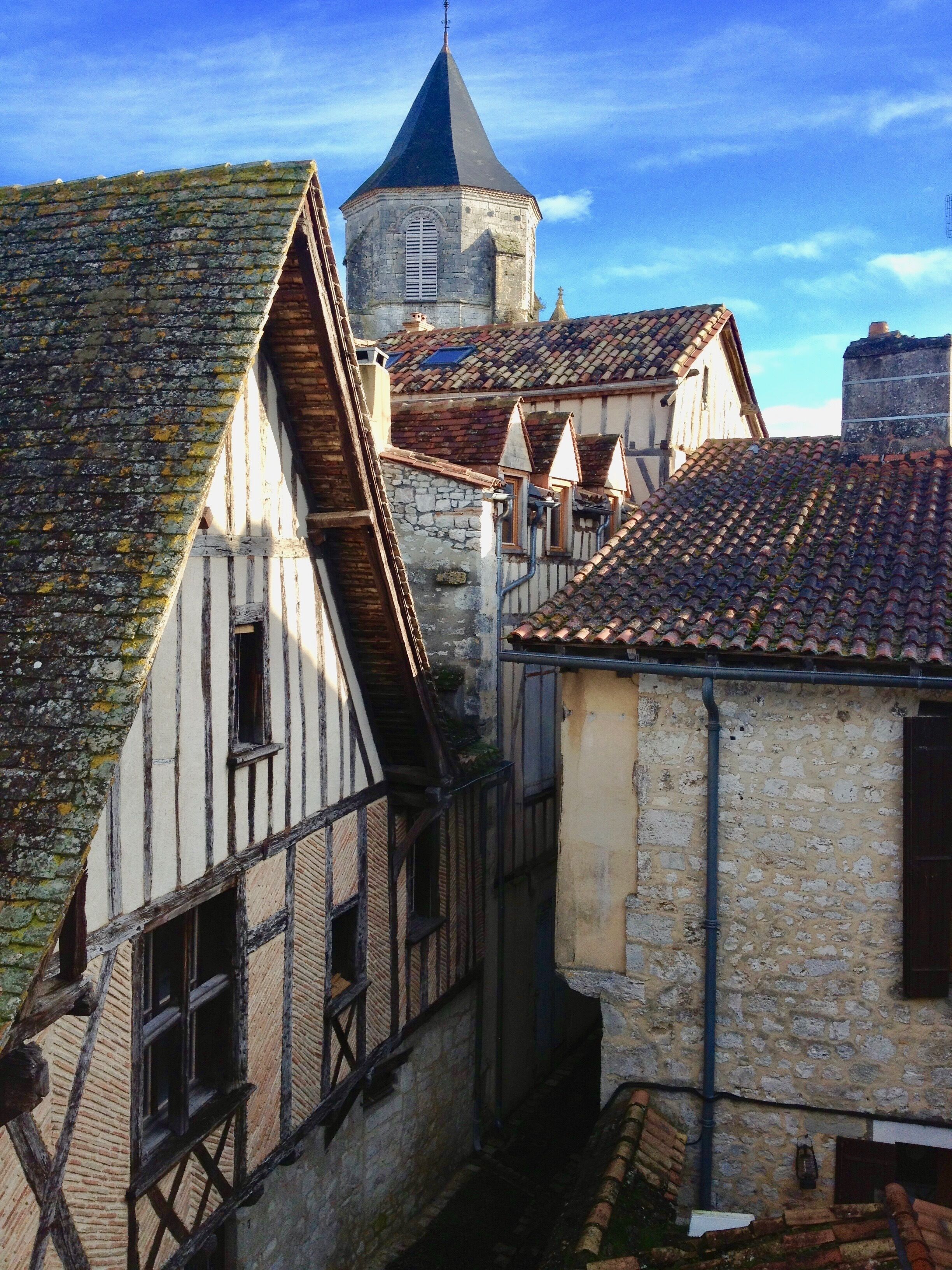Dream Medieval Stone Villa in Popular Market Village, ideal for Couples & Family