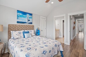 3 عدّة غرف نوم ومكواة/لوح كي وواي فاي مجانًا وملاءات أسرّة