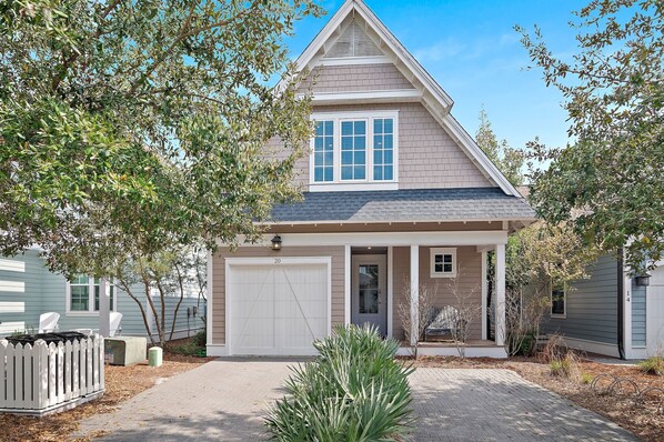 المنشأة من الخارج