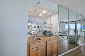 Interior - Summerchase 708 by Liquid Life (Orange Beach)