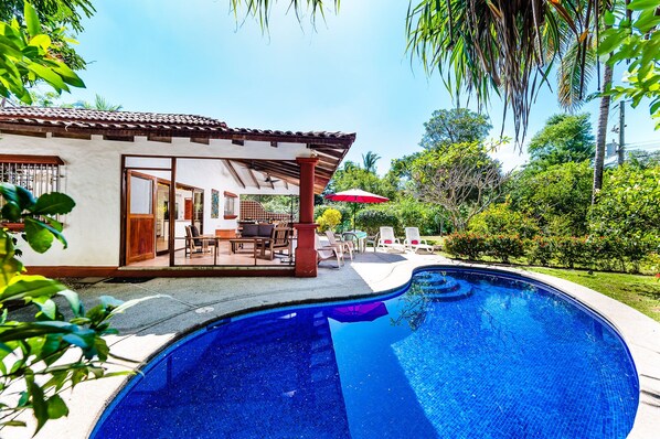 Piscina a l'aire lliure 