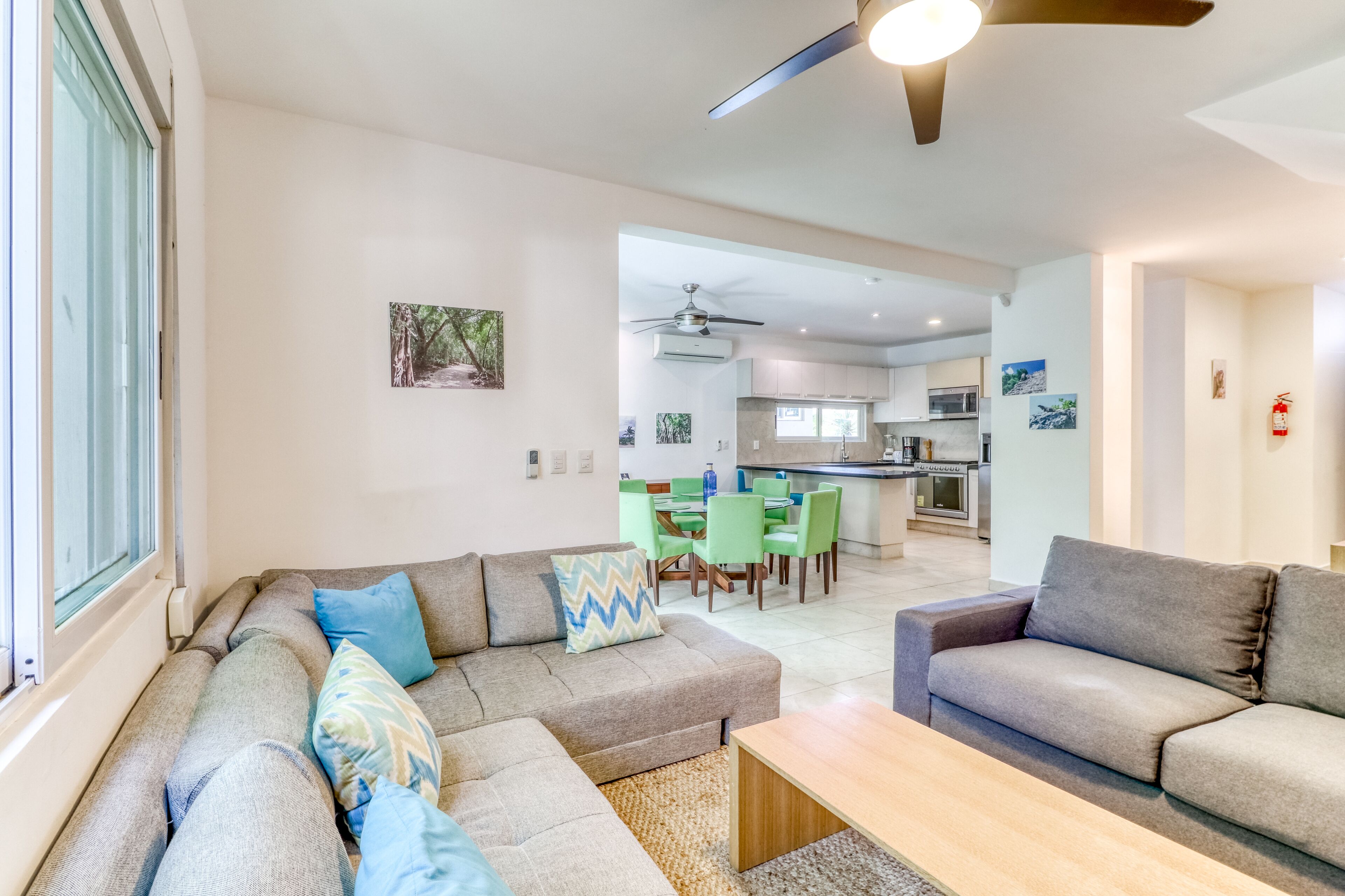 Luxurious villa with partial AC, strong WiFi, pool, gym, event hall & garden