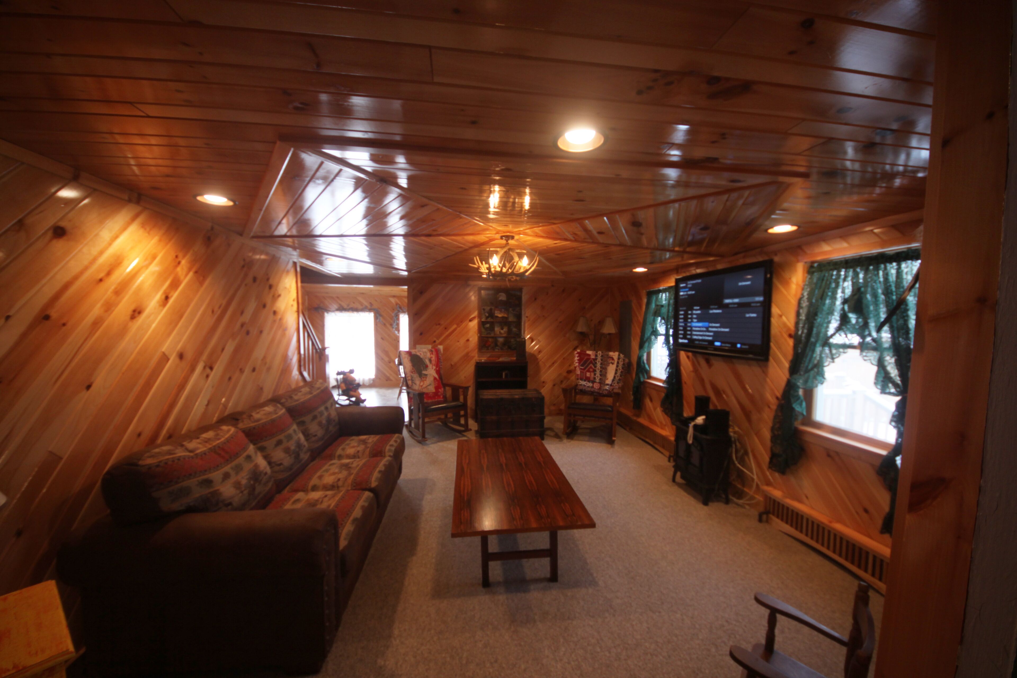 Welcome to The Moose Den Four Seasons of Fun