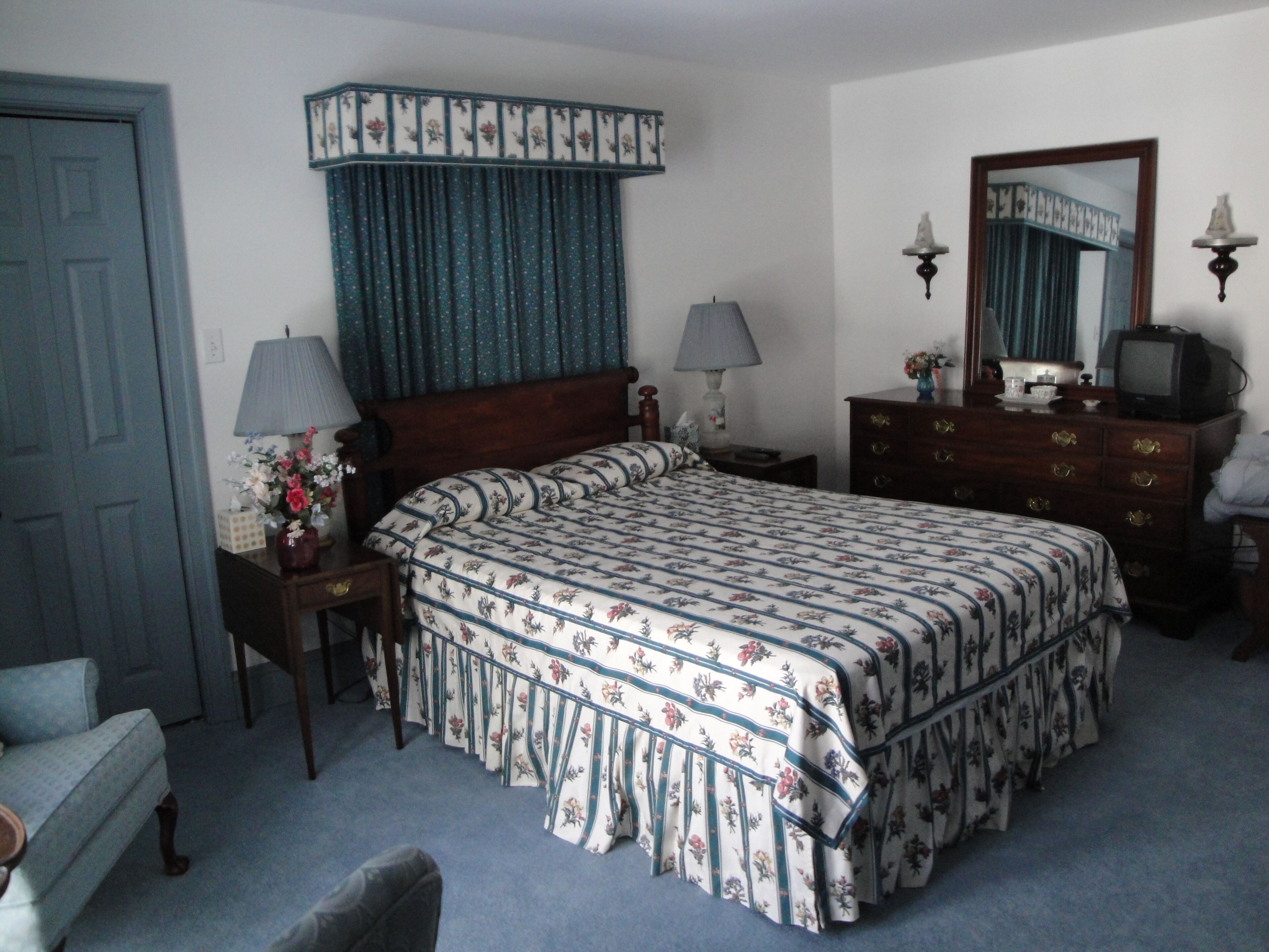 Private Suite at Woodbury