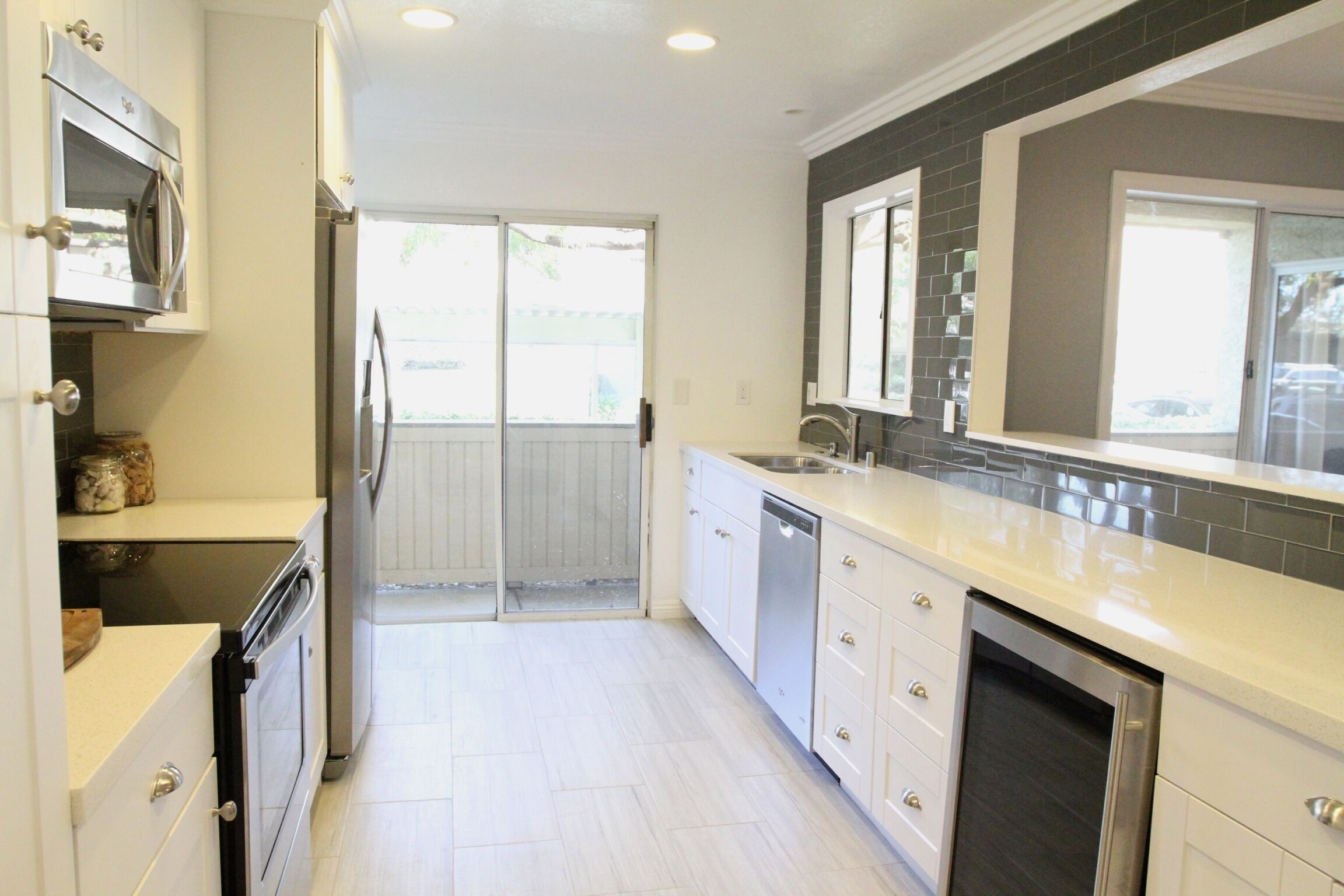 Resort Style Gated Condo - Walk to Salt Creek Beach