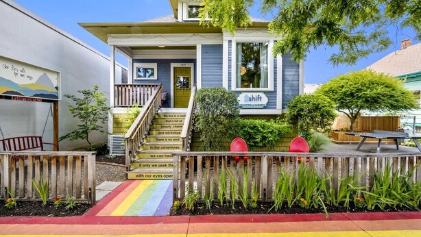 Exterior - Thoughtfully Styled, Family- and Pet-Friendly Home in a Walkable Area (Portland)